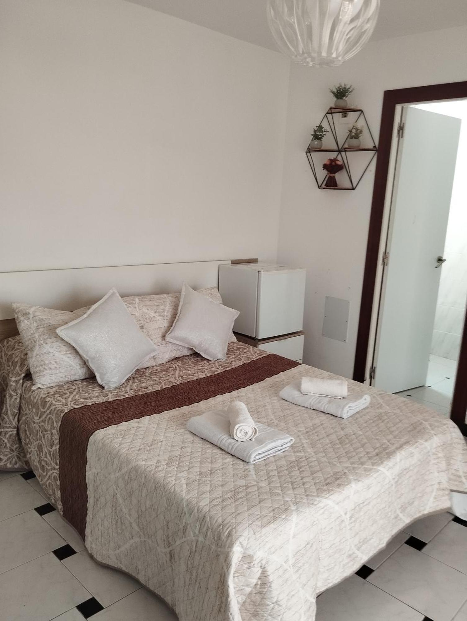 Monisimo Pension Rincon De La Victoria Ngoại thất bức ảnh